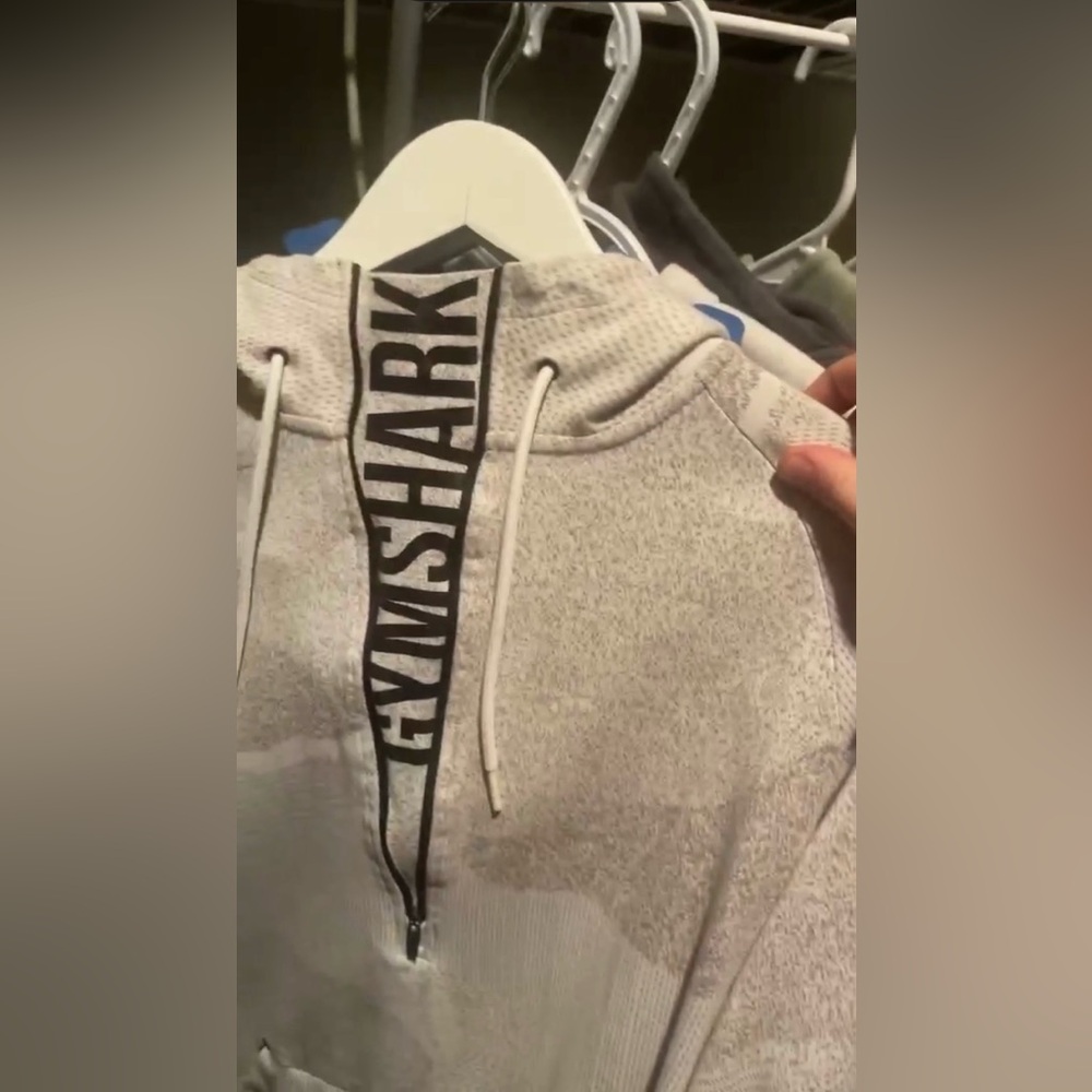Gymshark Light Gray Pullover with Logo